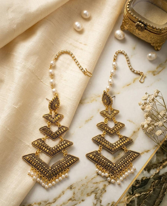Premium Antique Saharay with Indian Antique Pearl Earrings